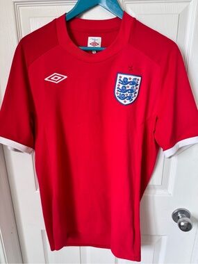 Mens Umbro England 2010-2012 Away Football Jersey World Cup FIFA Size Medium